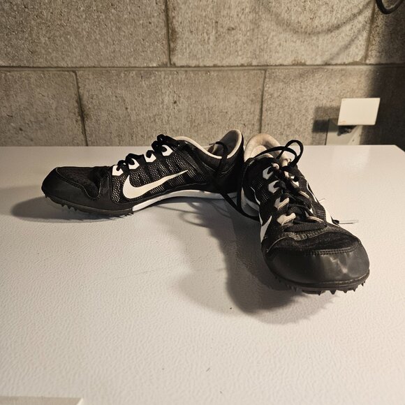 Nike Black and White Mid Distance Spike Shoes - Picture 2 of 5